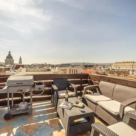 Opera Panoramic Penthouse Suite Budapest Exterior photo